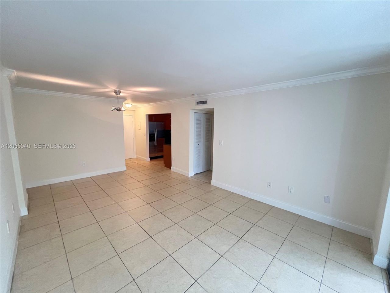 1605 Bay Rd , Unit 403, Miami Beach, FL 33139 Photo