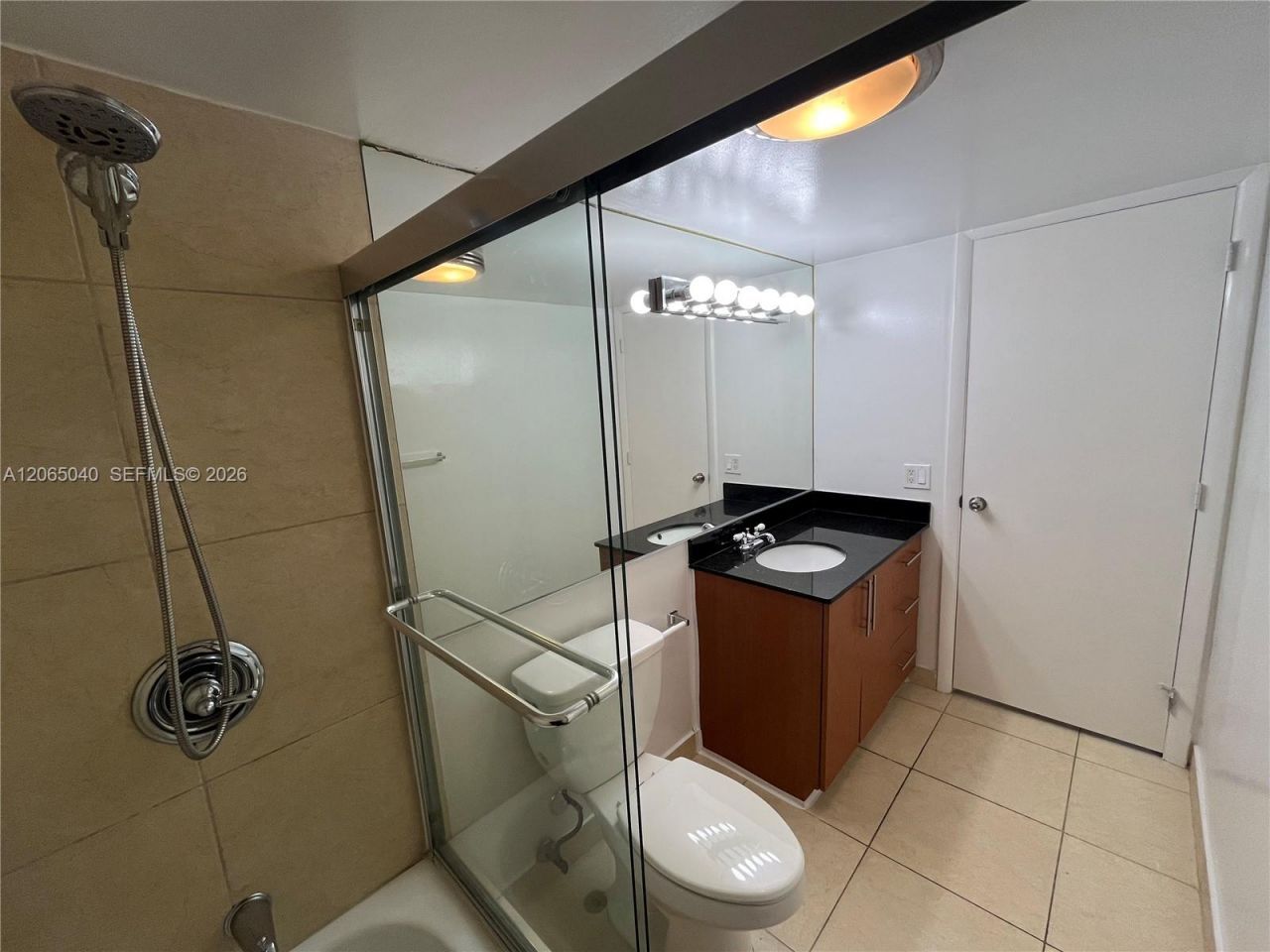 1605 Bay Rd , Unit 403, Miami Beach, FL 33139 Photo