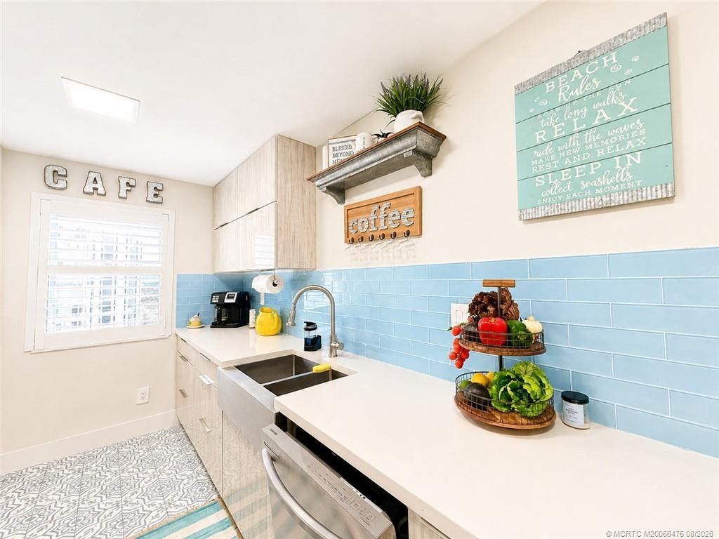 10044 S Ocean Drive, Unit 908, Jensen Beach, FL 34957 Photo