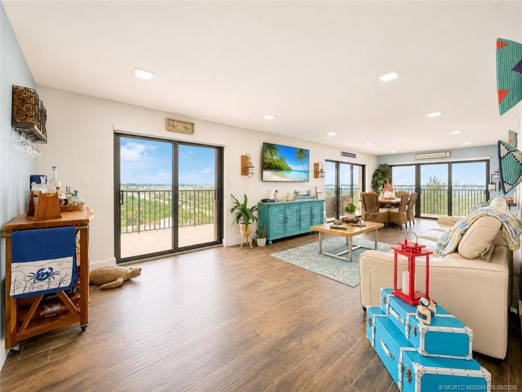 10044 S Ocean Drive, Unit 908, Jensen Beach, FL 34957 Photo