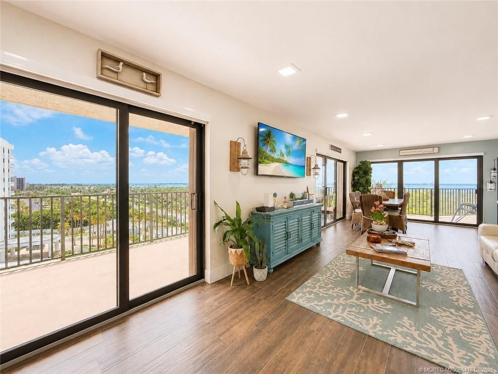 10044 S Ocean Drive, Unit 908, Jensen Beach, FL 34957 Photo