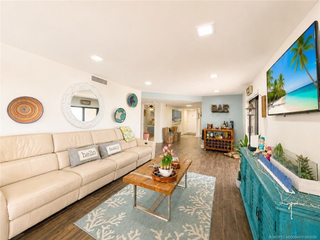 10044 S Ocean Drive, Unit 908, Jensen Beach, FL 34957 Photo