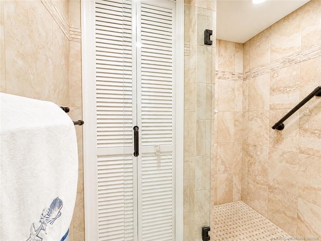 10044 S Ocean Drive, Unit 908, Jensen Beach, FL 34957 Photo