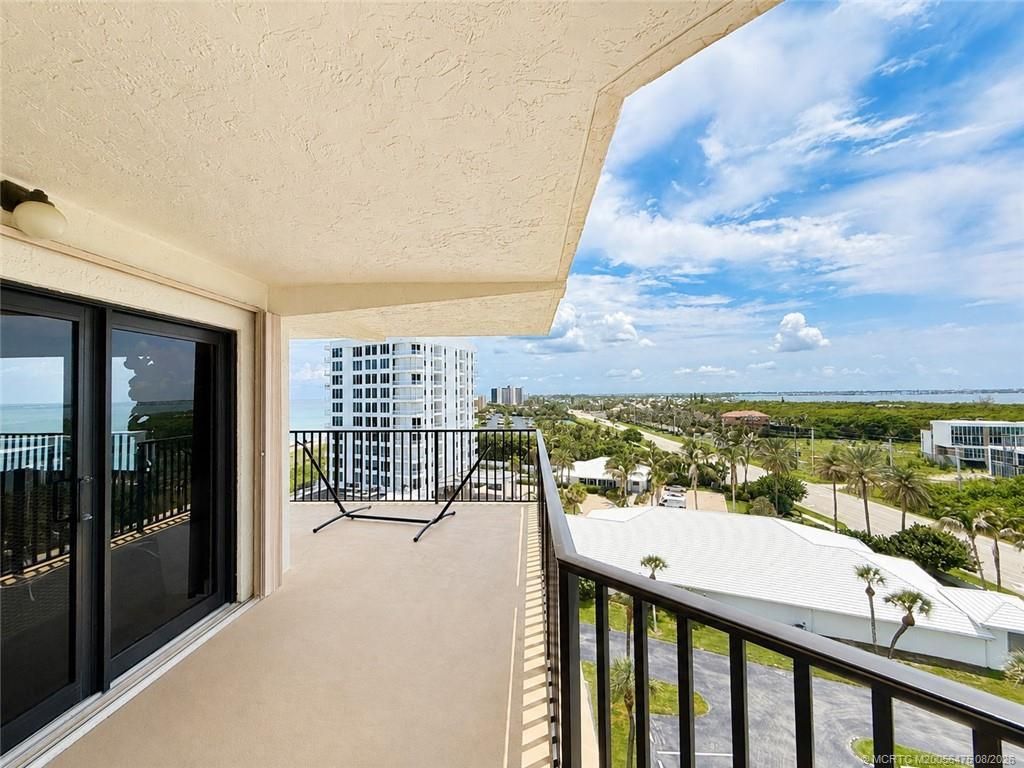 10044 S Ocean Drive, Unit 908, Jensen Beach, FL 34957 Photo