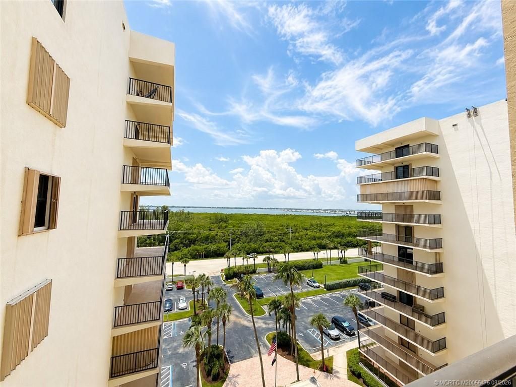10044 S Ocean Drive, Unit 908, Jensen Beach, FL 34957 Photo
