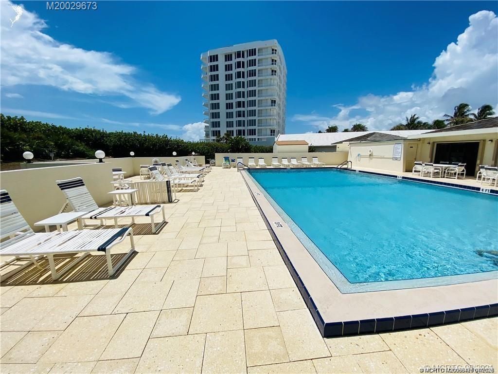 10044 S Ocean Drive, Unit 908, Jensen Beach, FL 34957 Photo