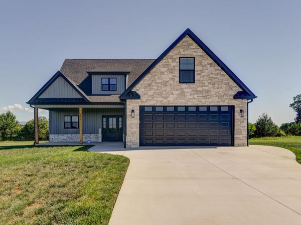 1610 Wells RD , Bedford, VA 24523