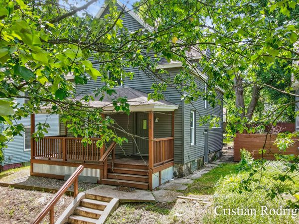 958 Dunham Street SE, Grand Rapids, MI 49506