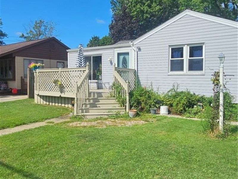 2626 Archwood Place, Cuyahoga Falls, OH 44221 Photo 2