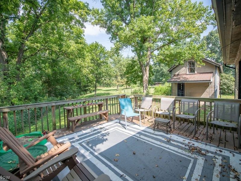 1685 N Orchard Road NE, Bolivar, OH 44612 Photo 10