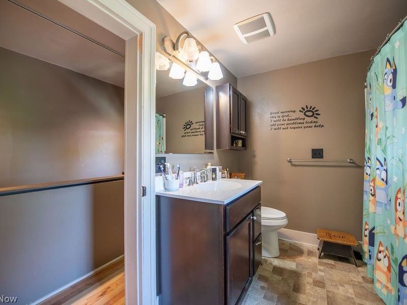 1685 N Orchard Road NE, Bolivar, OH 44612 Photo 34