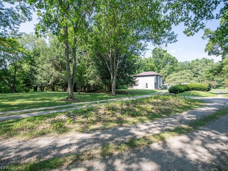 1685 N Orchard Road NE, Bolivar, OH 44612 Photo 41
