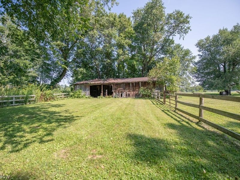 1685 N Orchard Road NE, Bolivar, OH 44612 Photo 47