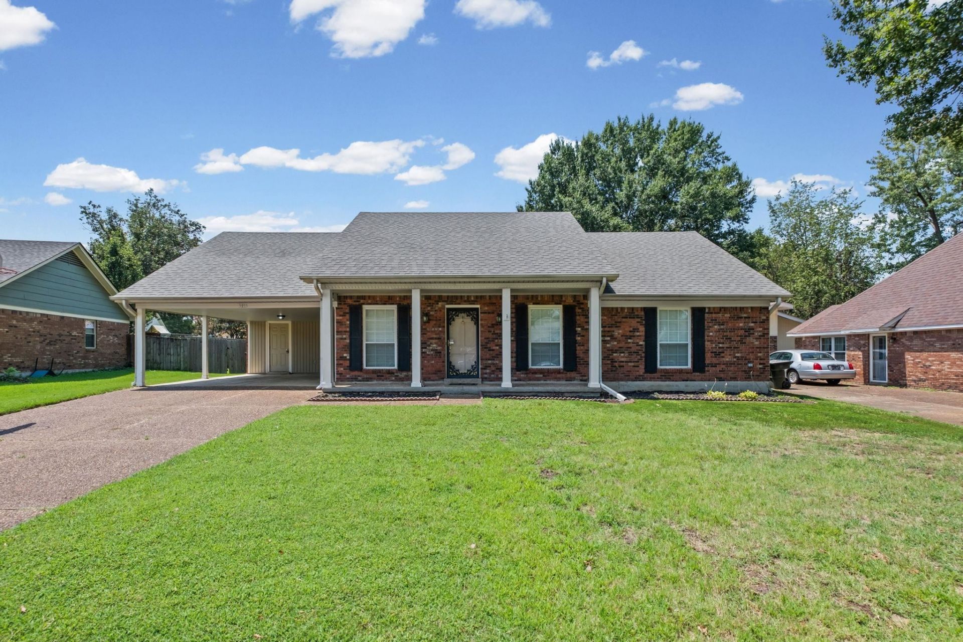 3933 Robin Hill Dr, Bartlett, TN 38135 Main Photo