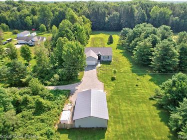 7600 Pine Grove Circle, Millington Township, Mi 48746