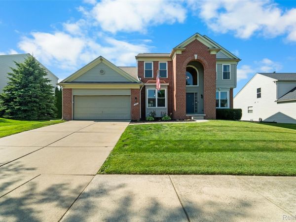 934 Running Brook Drive, Holly Township, Mi 48442