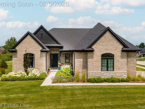 850 Marlayna Drive, Oxford Township, Mi 48371