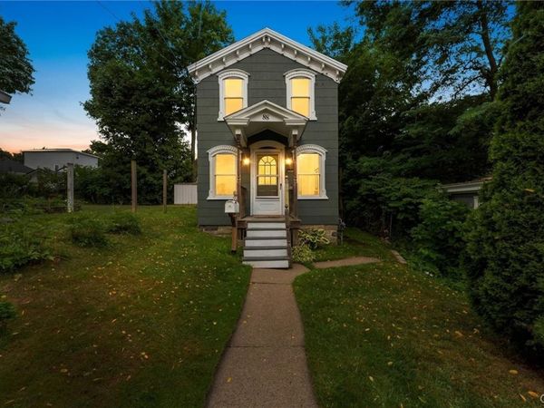 88 E 8th Street , Oswego, NY 13126