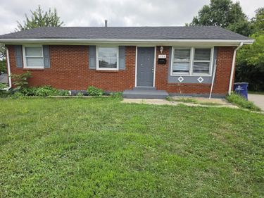 229 Newcastle Court, Lexington, KY 40504