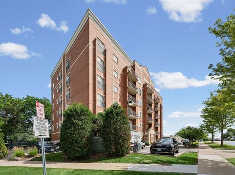 Main Photo