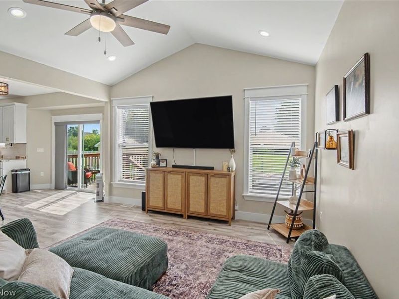 4463 Cloverlane Avenue NW, Champion, OH 44483 Photo 13
