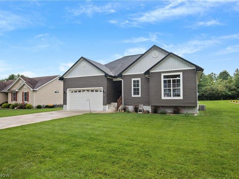 4463 Cloverlane Avenue NW, Champion, OH 44483 Photo 2