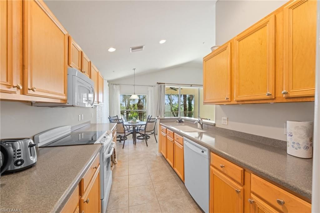 11620 Navarro Way , Unit 2408, Fort Myers, FL 33908 Photo