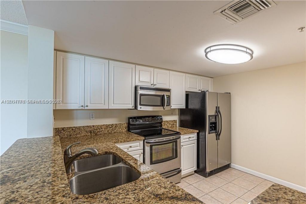 520 SE 5th Ave, Unit 2409, Fort Lauderdale, FL 33301 Photo