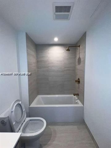 77 SE 5th St , Unit 1704, Miami, FL 33131 Photo