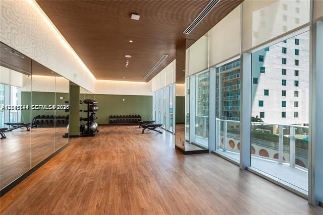 77 SE 5th St , Unit 1704, Miami, FL 33131 Photo