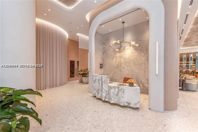 77 SE 5th St , Unit 1704, Miami, FL 33131 Photo