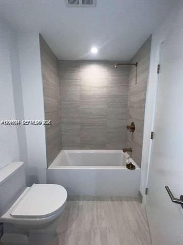 77 SE 5th St , Unit 1605, Miami, FL 33131 Photo