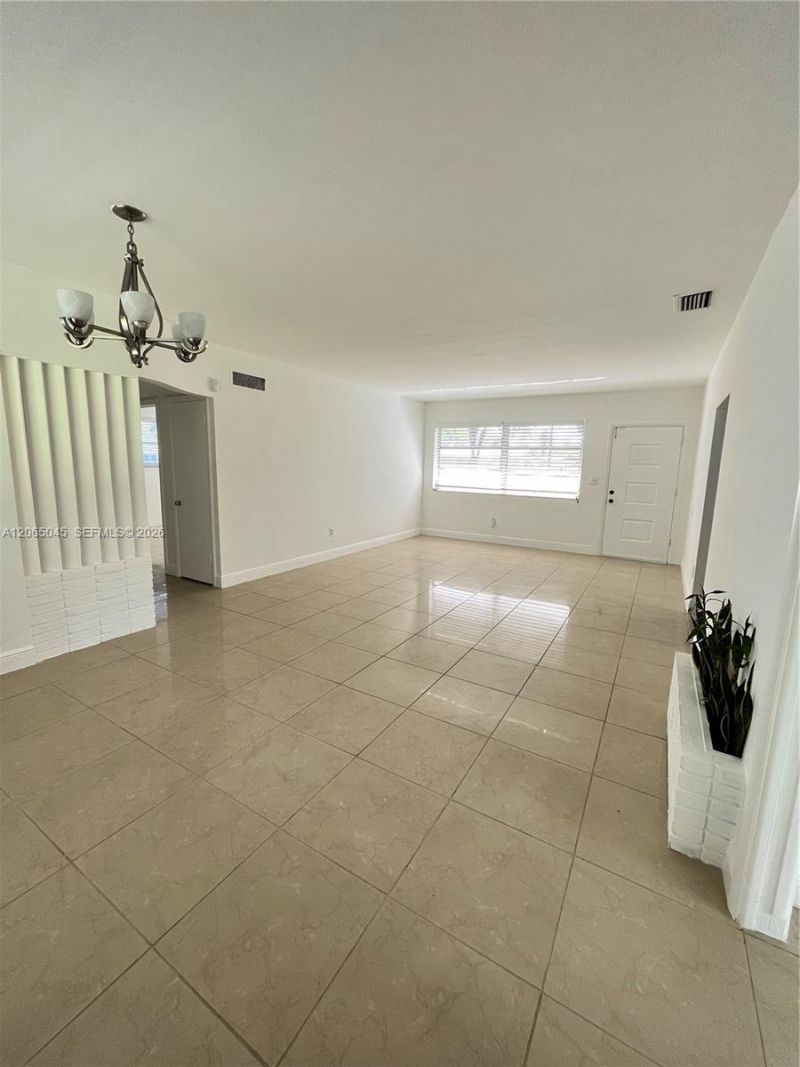 33 NW 87th St , El Portal, FL 33150 Photo