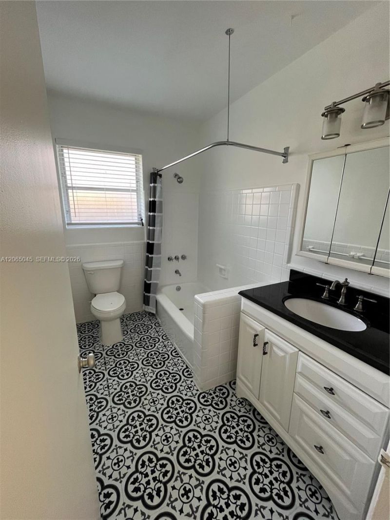 33 NW 87th St , El Portal, FL 33150 Photo