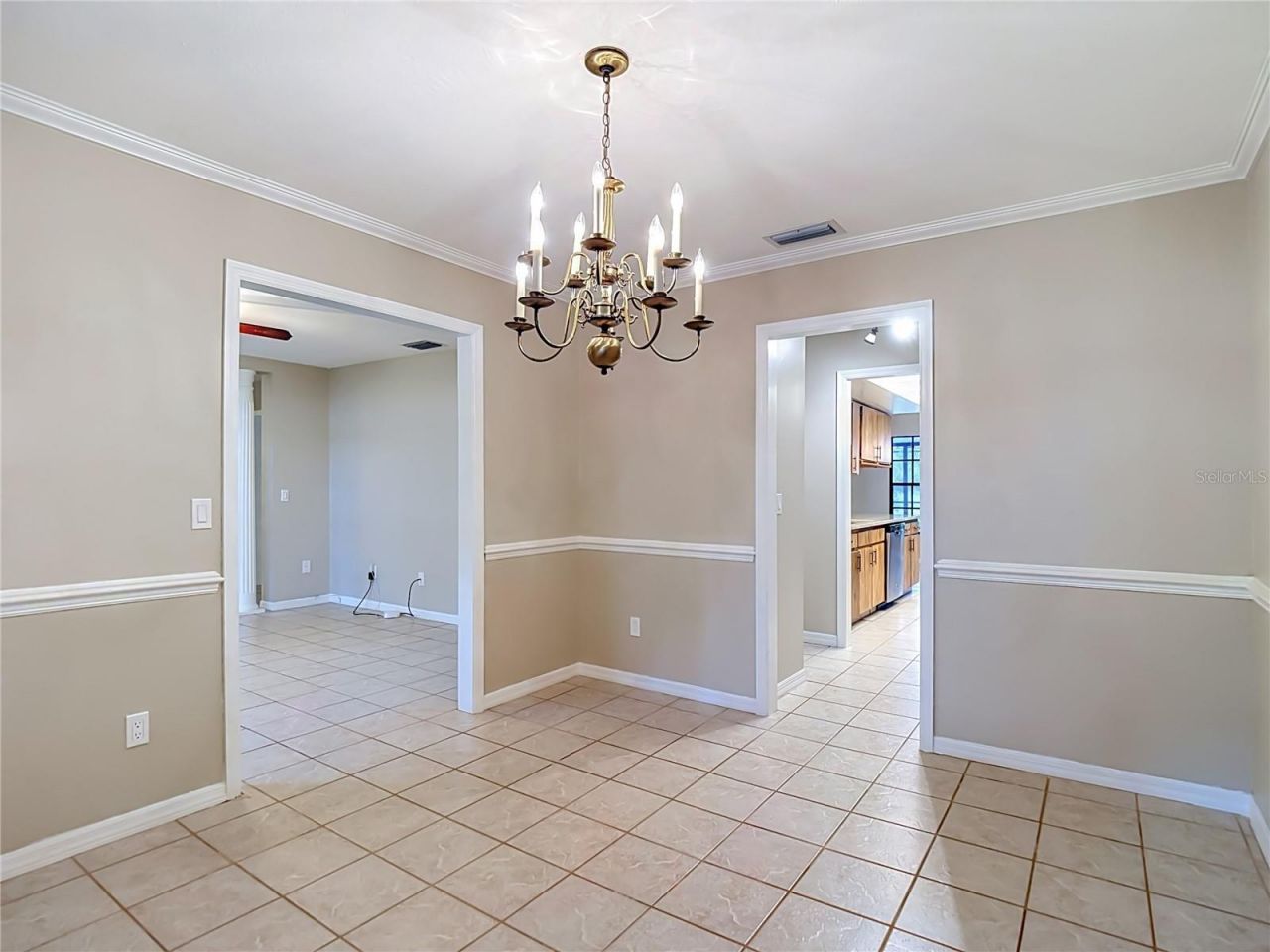 12721 N Armenia Avenue, Tampa, FL 33612 Photo