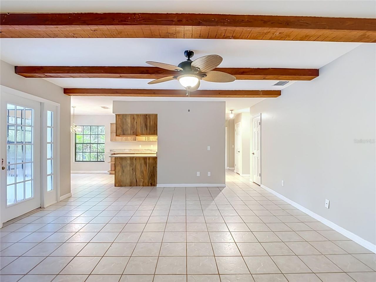 12721 N Armenia Avenue, Tampa, FL 33612 Photo