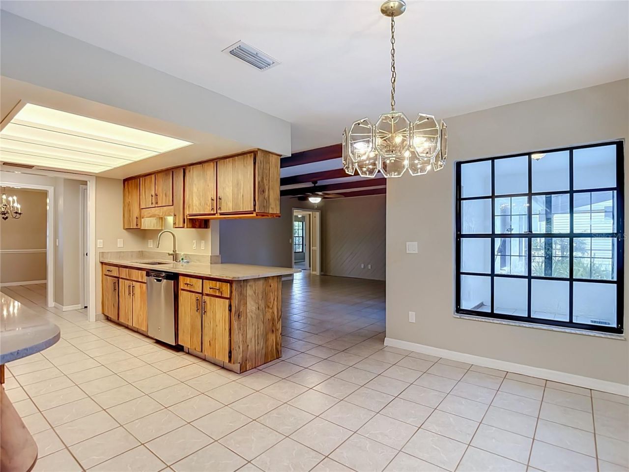 12721 N Armenia Avenue, Tampa, FL 33612 Photo