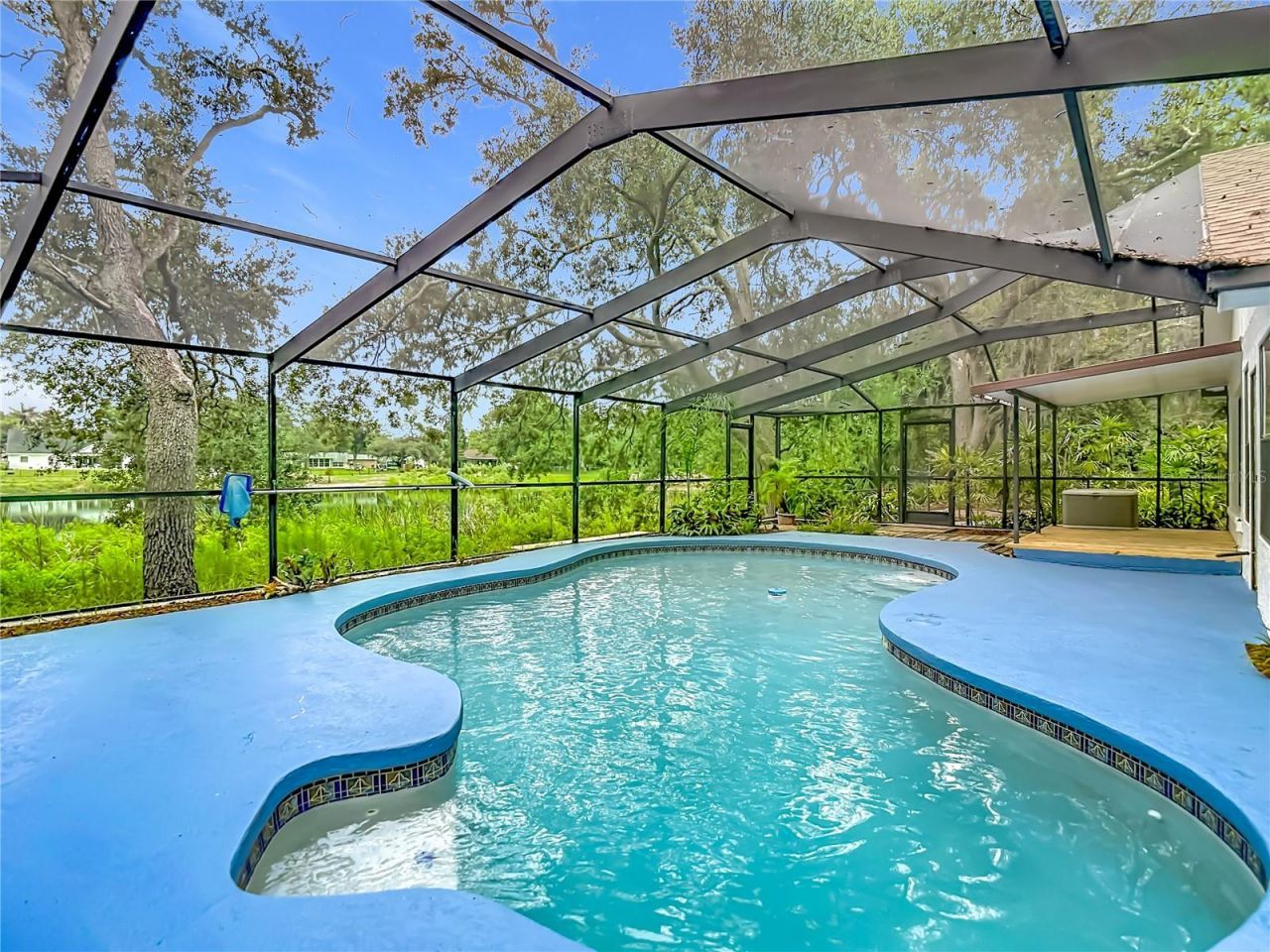 12721 N Armenia Avenue, Tampa, FL 33612 Photo