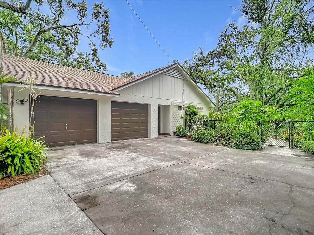 12721 N Armenia Avenue, Tampa, FL 33612 Photo