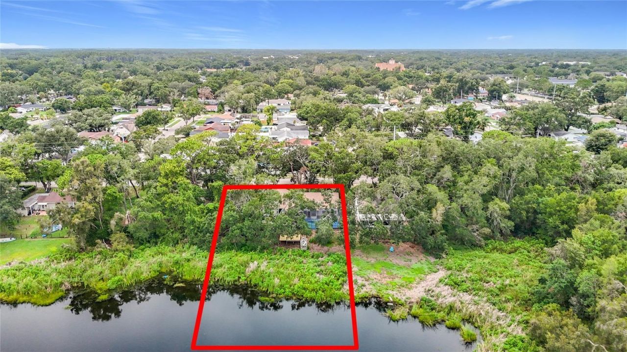 12721 N Armenia Avenue, Tampa, FL 33612 Photo