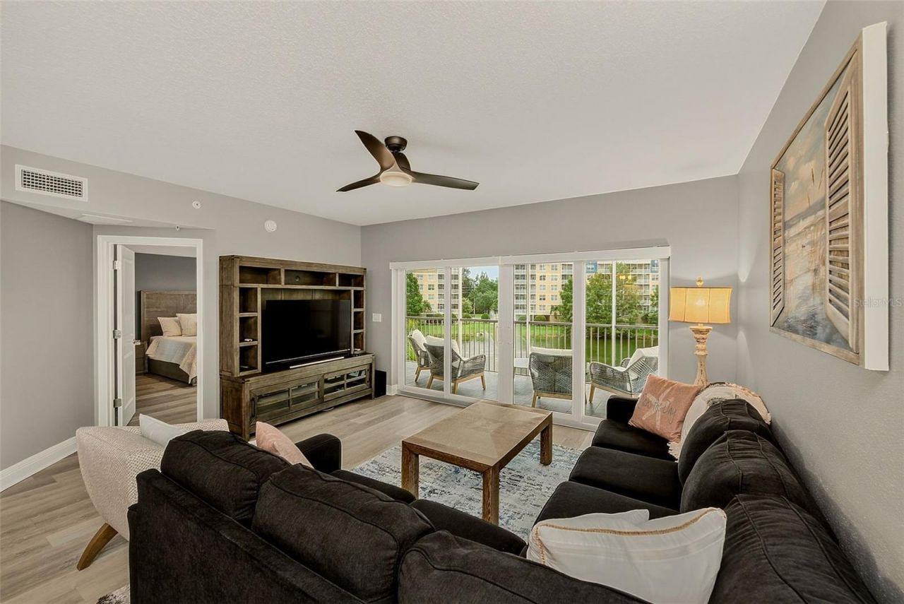 960 Starkey Road, Unit 6206, Largo, FL 33771 Photo
