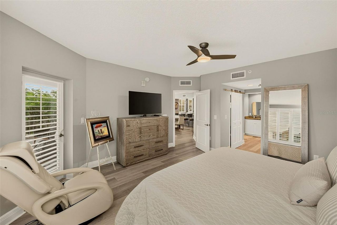 960 Starkey Road, Unit 6206, Largo, FL 33771 Photo