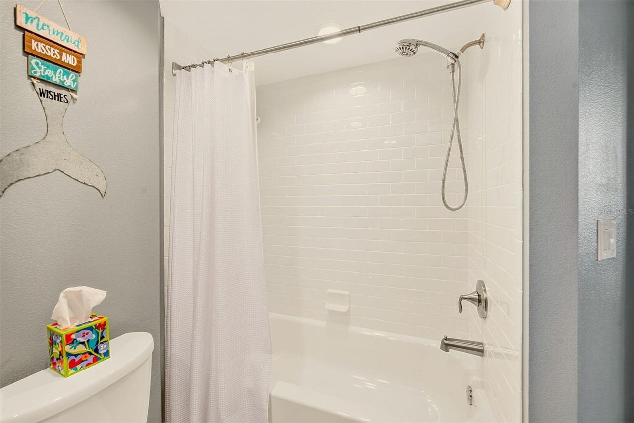 960 Starkey Road, Unit 6206, Largo, FL 33771 Photo