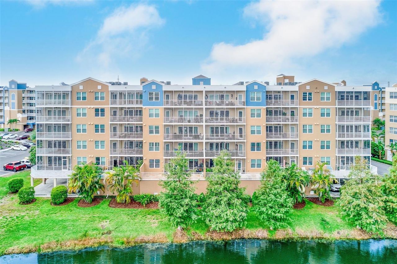 960 Starkey Road, Unit 6206, Largo, FL 33771 Photo