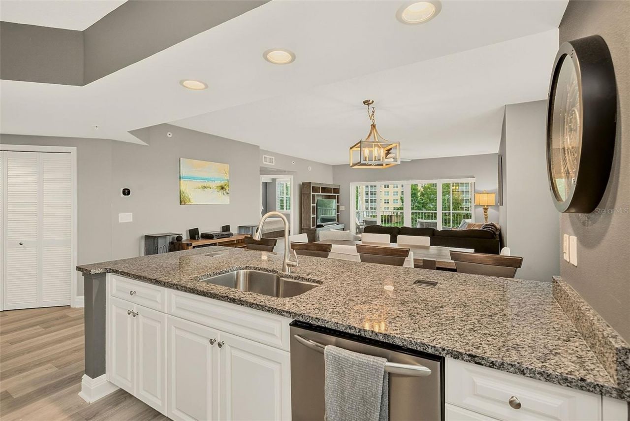 960 Starkey Road, Unit 6206, Largo, FL 33771 Photo