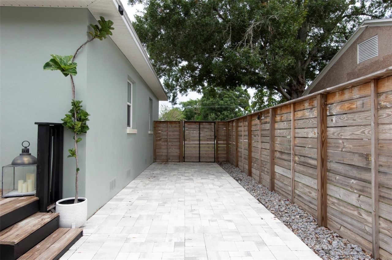 4332 9th Avenue N, Saint Petersburg, FL 33713 Photo