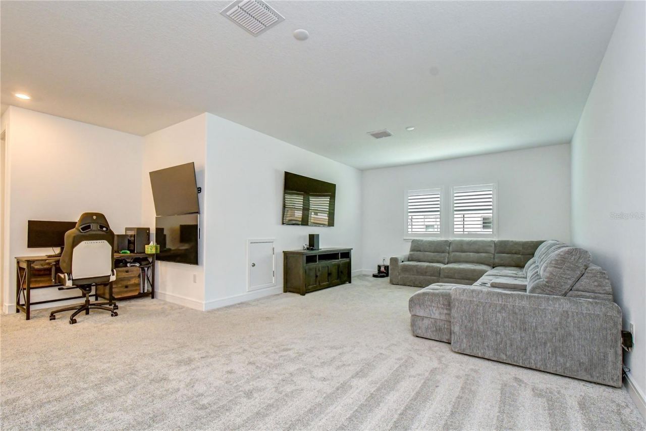 13857 Sharp Hawk Drive, Riverview, FL 33569 Photo