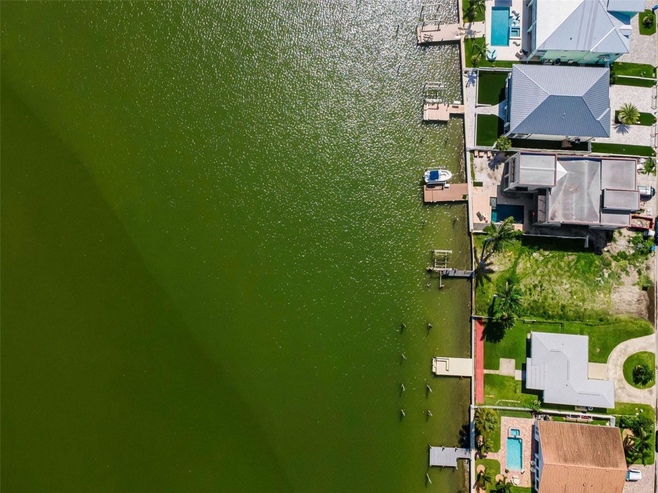 17043 Dolphin Drive, North Redington Beach, FL 33708 Photo