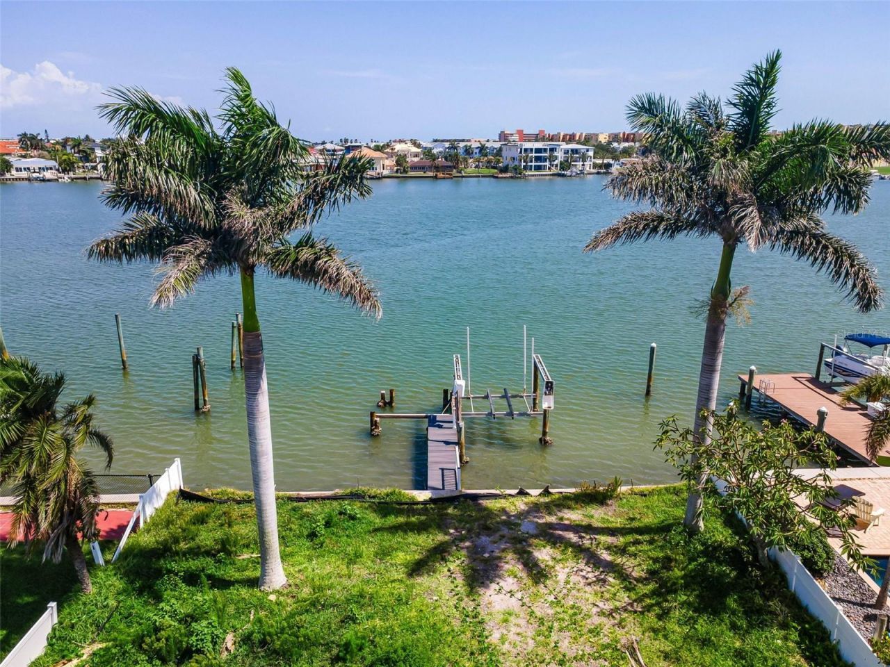 17043 Dolphin Drive, North Redington Beach, FL 33708 Photo