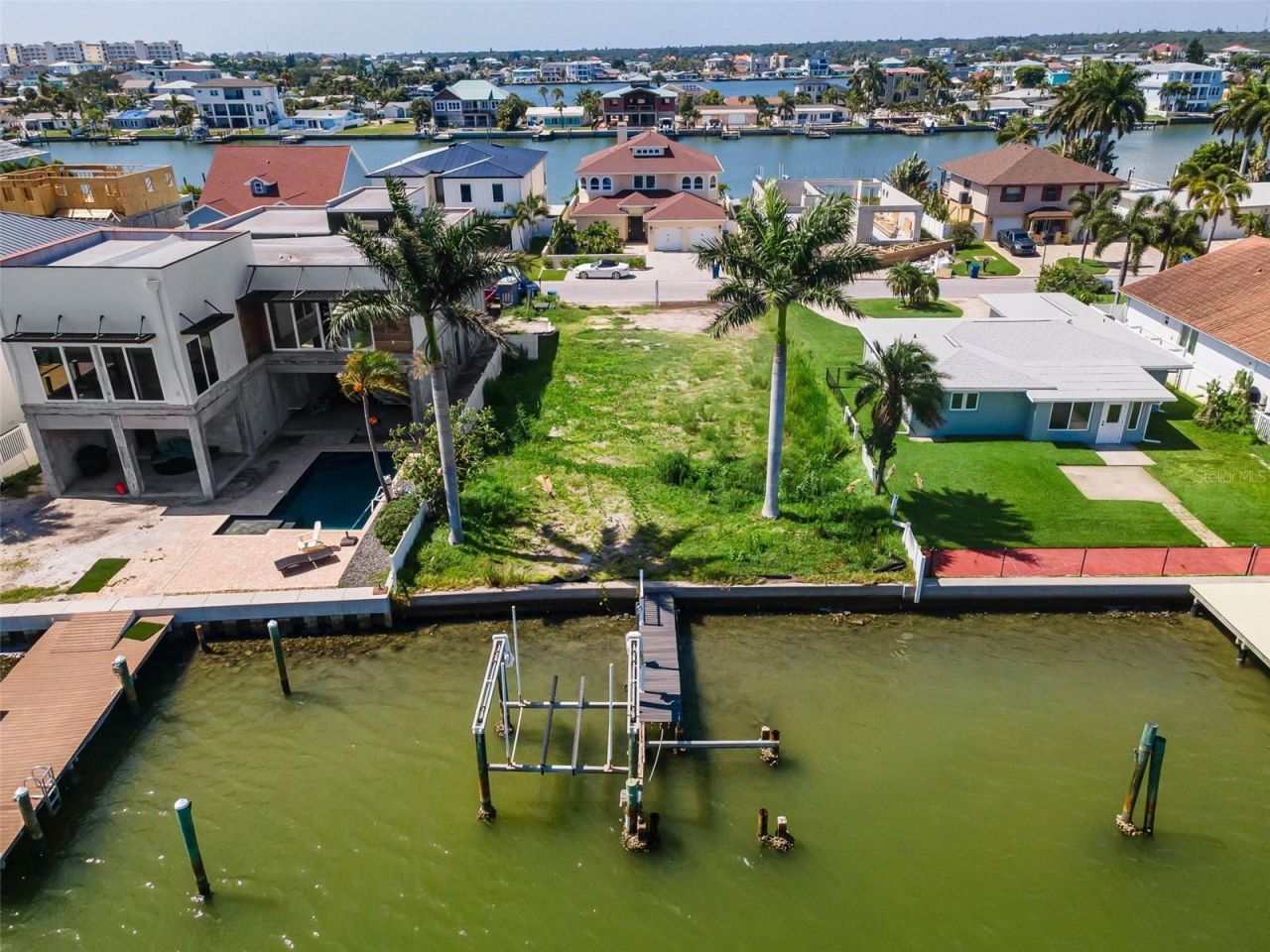 17043 Dolphin Drive, North Redington Beach, FL 33708 Photo